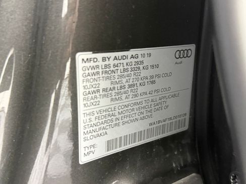 Used 2020 Audi Q8 Premium Plus w/ Premium Plus Package AWD/4WD image 22