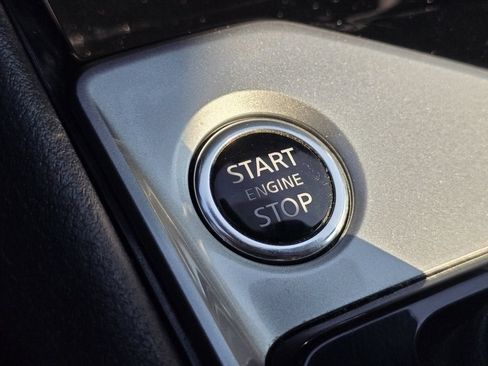 Used 2024 Nissan Altima 2.5 SV FWD image 27