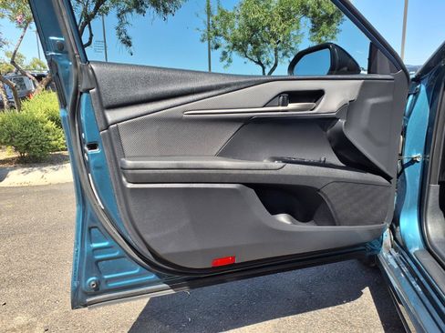 Used 2025 Toyota Camry SE w/ Convenience Package FWD image 20