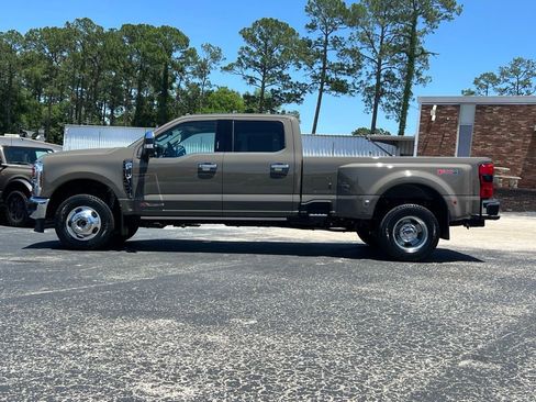 New 2026 Ford F350 Lariat w/ Lariat Ultimate Package AWD/4WD image 2