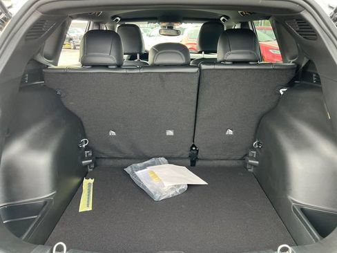 New 2026 Jeep Compass Latitude AWD/4WD image 7