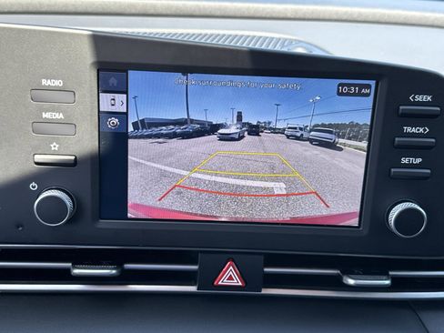 Certified 2026 Hyundai Elantra SE image 27