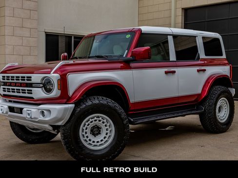 Used 2025 Ford Bronco Heritage Edition AWD/4WD image 5