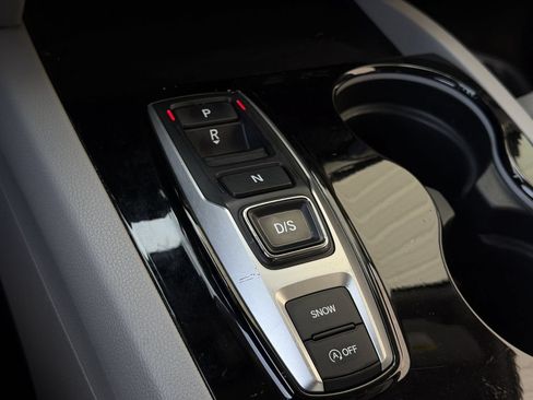 Used 2020 Honda Pilot Touring image 19