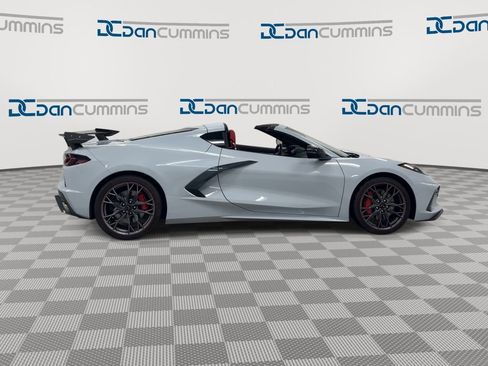 Used 2023 Chevrolet Corvette Stingray Premium Cpe w/ Z51 Performance Package RWD image 9