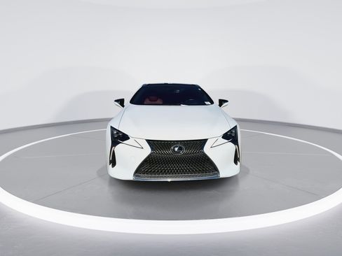 Used 2018 Lexus LC 500 Coupe image 4