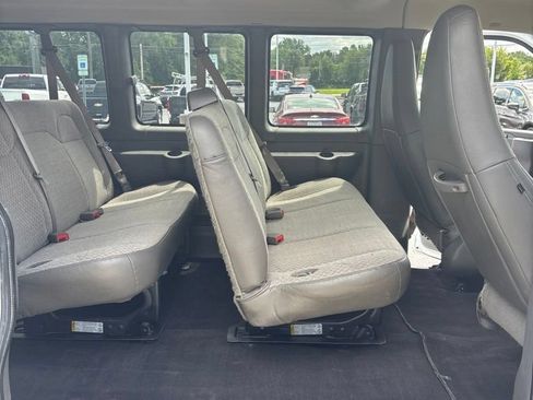 Used 2019 Chevrolet Express 3500 LT w/ LT Preferred Equipment Group RWD image 15
