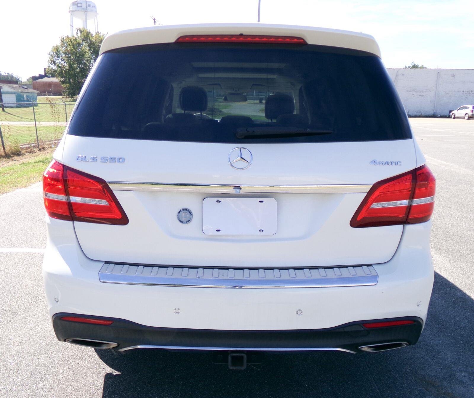 Used 2019 Mercedes-Benz GLS 550 4MATIC image 5
