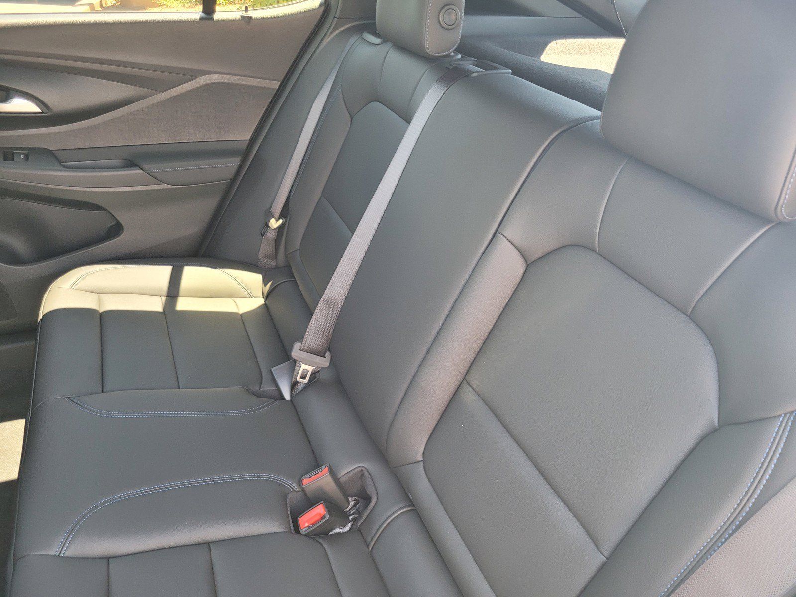 New 2026 Buick Envista Sport Touring w/ Convenience I Package FWD image 6