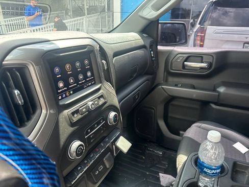 Used 2023 Chevrolet Silverado 1500 Custom w/ LPO, Dark Essentials Package RWD image 19