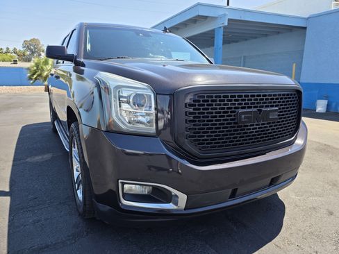 Used 2016 GMC Yukon XL SLE w/ Convenience Package RWD image 1