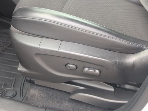 Used 2018 Buick Encore Preferred image 14