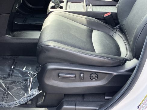 Certified 2025 Honda Odyssey EX-L image 17