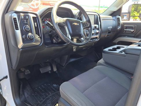 Used 2017 Chevrolet Silverado 2500 LT AWD/4WD image 26