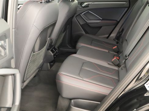 Certified 2025 Audi Q3 2.0T Premium Plus w/ Premium Plus Package image 28