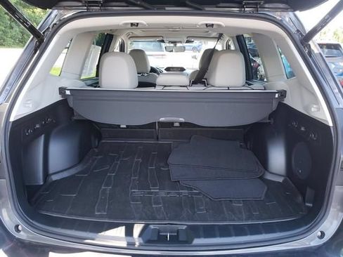 Certified 2023 Subaru Forester Limited AWD/4WD image 5