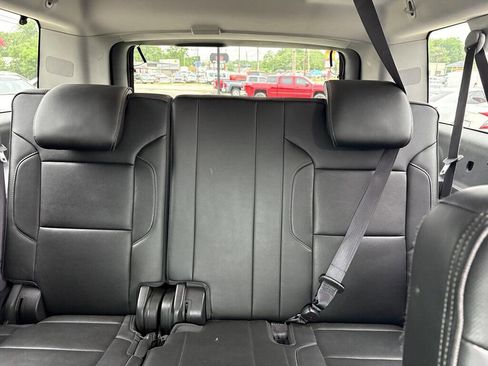 Used 2017 GMC Yukon XL Denali w/ Open Road Package AWD/4WD image 12