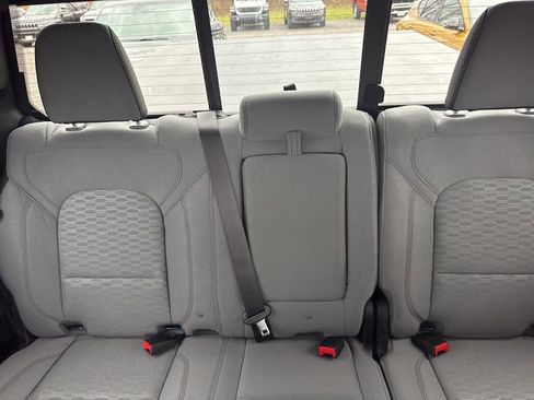 New 2025 RAM 1500 Big Horn AWD/4WD image 15