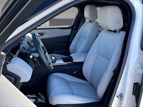 Used 2024 Land Rover Range Rover Velar Dynamic SE image 19