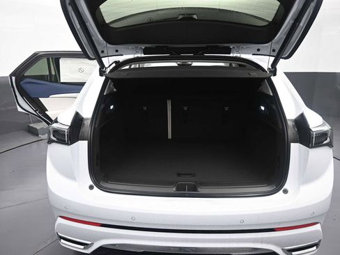 New 2026 Buick Envision Avenir image 25