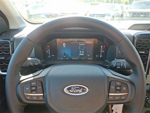 New 2025 Ford Ranger XLT w/ FX4 Off-Road Package image 9