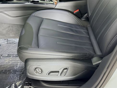 Certified 2022 Audi A4 2.0T Premium w/ Convenience Package image 18