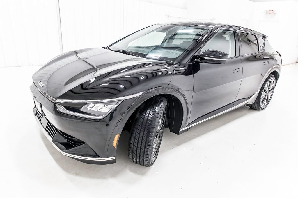 Used 2023 Kia EV6 Wind AWD/4WD image 2