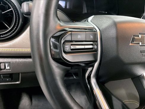 Used 2024 Chevrolet Colorado ZR2 w/ ZR2 Convenience Package III AWD/4WD image 22