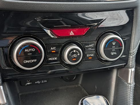 Used 2019 Subaru Forester Limited AWD/4WD image 23