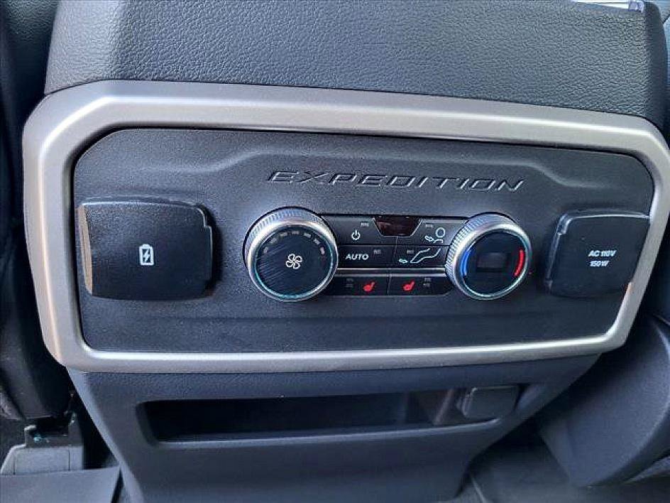 New 2024 Ford Expedition Limited RWD image 34