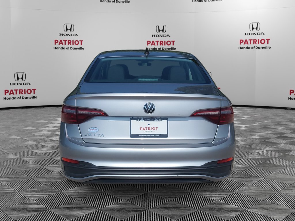 Used 2024 Volkswagen Jetta S FWD image 4