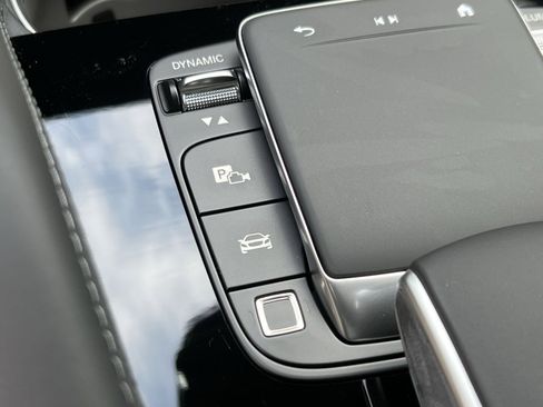 New 2026 Mercedes-Benz GLE 63 AMG S image 34