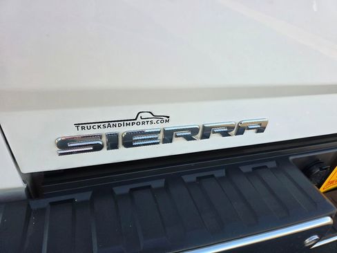 Used 2018 GMC Sierra 1500 SLT w/ Enhanced Driver Alert Package RWD image 5