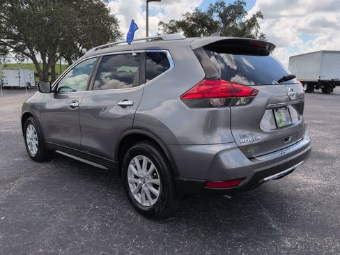 Used 2017 Nissan Rogue SV FWD image 7
