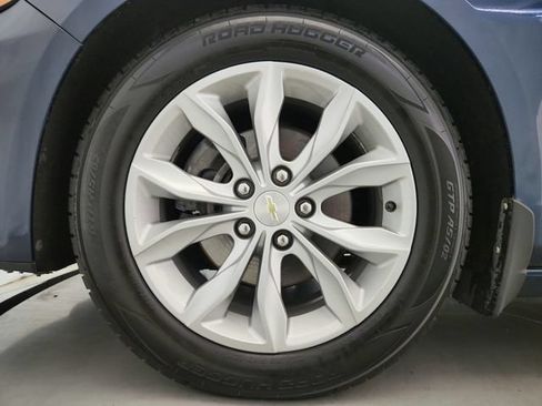 Used 2019 Chevrolet Malibu LT FWD image 28