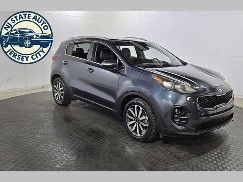 Used 2017 Kia Sportage EX w/ EX Technology Package FWD image 1