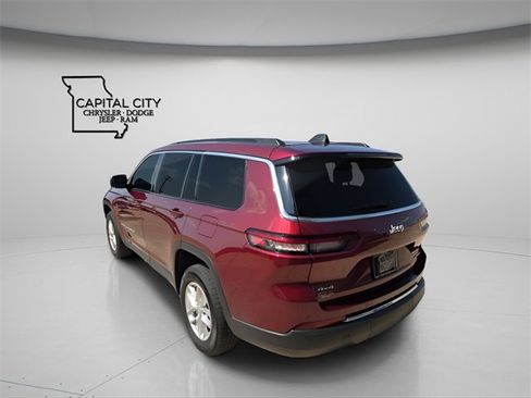 Used 2024 Jeep Grand Cherokee L Laredo w/ Luxury Tech Group I image 5