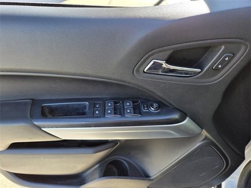 Certified 2022 Chevrolet Colorado LT w/ LT Convenience Package image 17