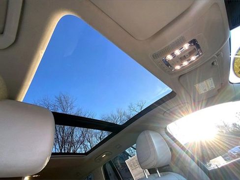 Certified 2022 Mercedes-Benz GLS 450 4MATIC image 11