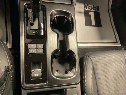 New 2026 Subaru Outback Limited XT image 18