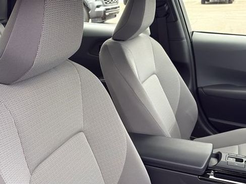 New 2026 Toyota Prius LE image 31