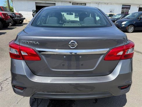 Used 2019 Nissan Sentra S FWD image 6