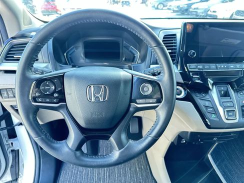 Used 2024 Honda Odyssey Touring image 18