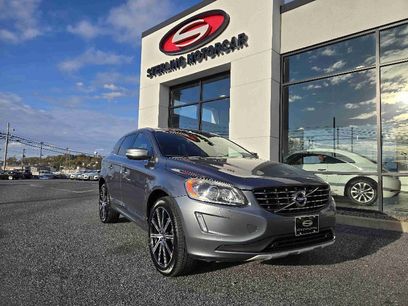Used 2017 Volvo XC60 T6 Inscription w/ Preferred Option Package