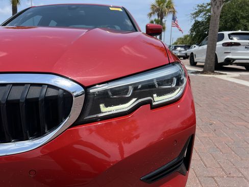 Used 2019 BMW 330i xDrive Sedan w/ Convenience Package AWD/4WD image 6