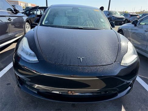 Used 2019 Tesla Model 3 Long Range image 2