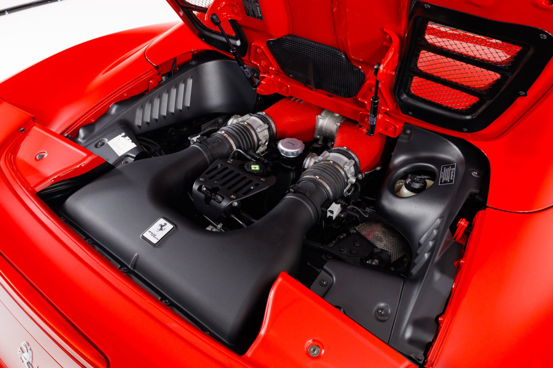 Used 2013 Ferrari 458 Spider RWD image 45