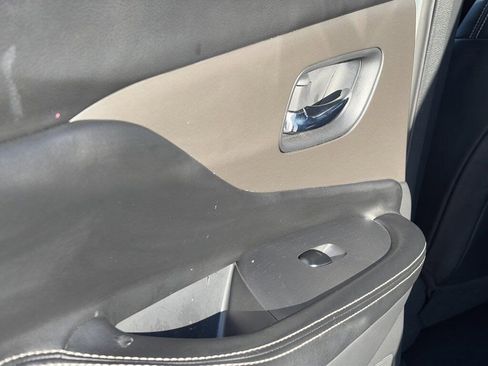 Used 2023 Nissan Murano SV image 28