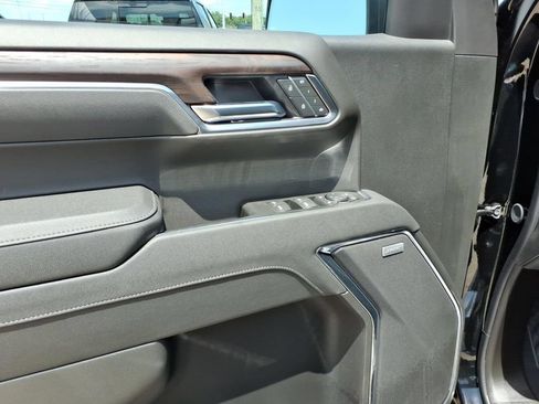 New 2026 GMC Sierra 1500 SLT w/ SLT Premium Plus Package AWD/4WD image 14