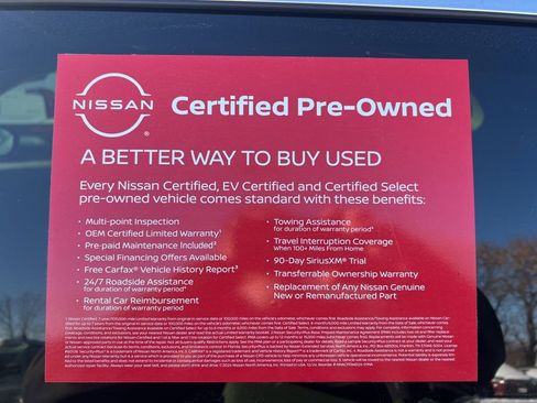 Used 2023 Nissan Rogue SV image 8